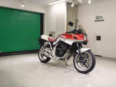 Suzuki GSX250S Katana