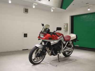 Suzuki GSX250S Katana