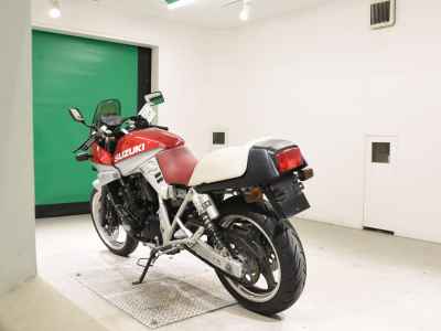 Suzuki GSX250S Katana