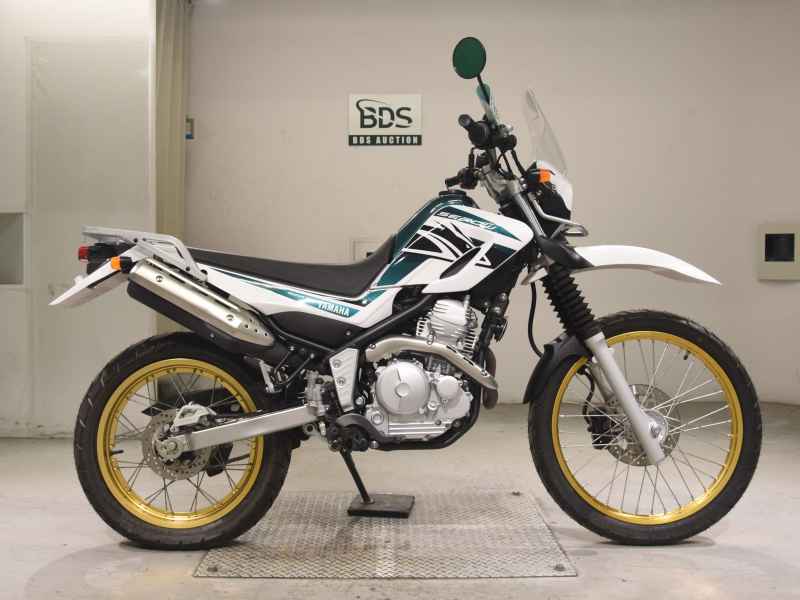 Yamaha XT250 Serow 2016