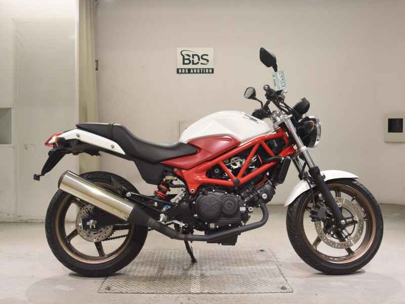 Honda VTR250 2015