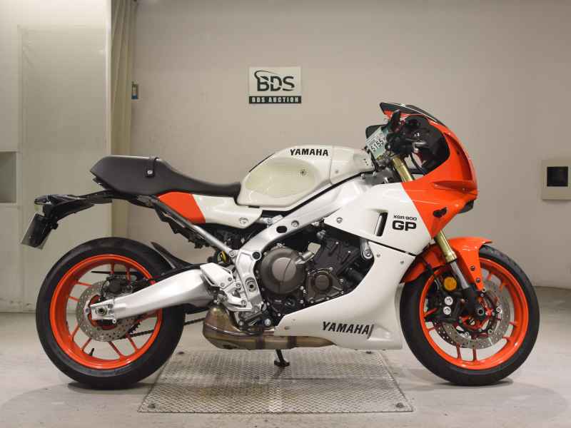 Yamaha XSR900 GP 2024
