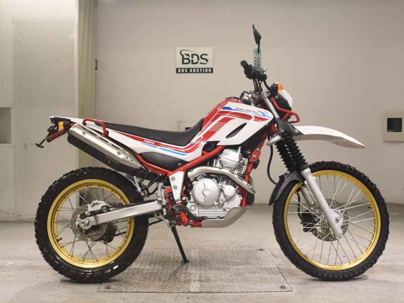 Yamaha XT250 Serow