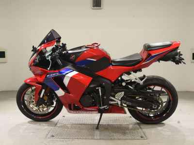 Honda CBR600RR 2021
