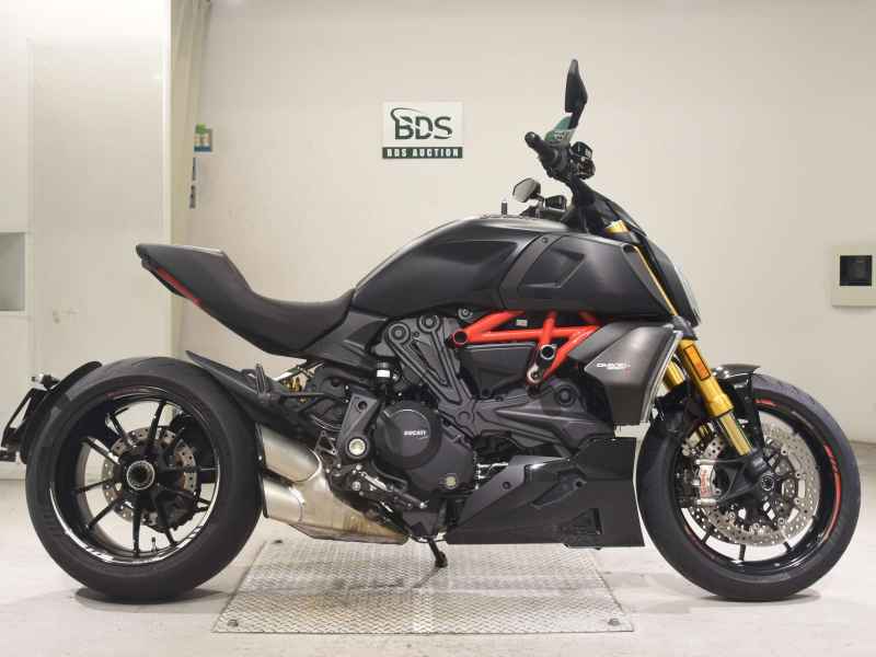 Ducati Diavel 1260S 2023