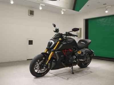 Ducati Diavel 1260S 2023