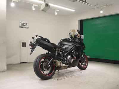 Suzuki GSX-S1000GT 2022