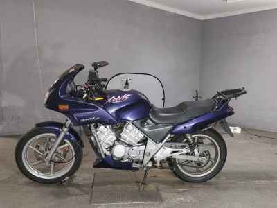 Honda VT250 Spada