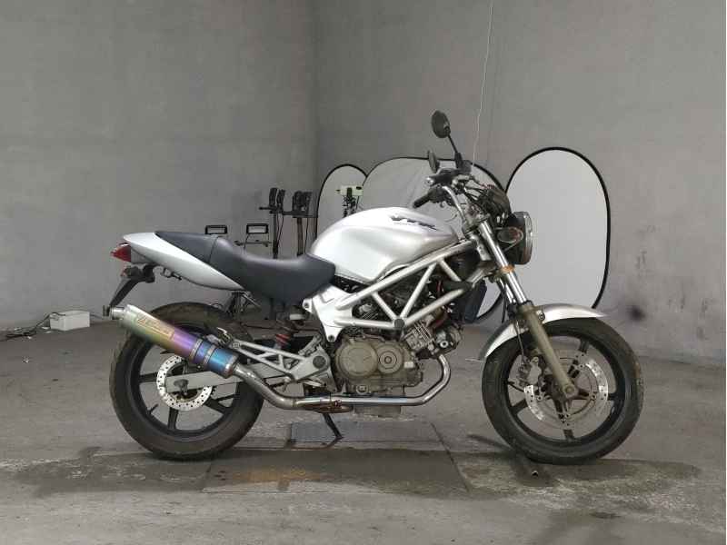 Honda VTR250 2007