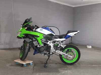 Kawasaki Ninja ZX-4RR 2024