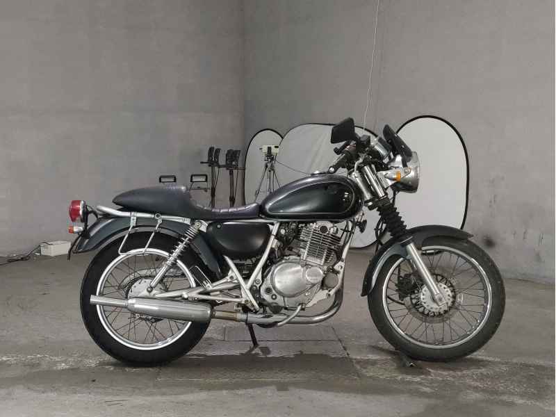 Suzuki ST250E