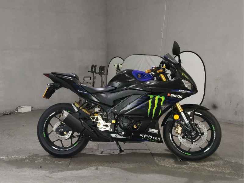 Yamaha YZF-R25 2020