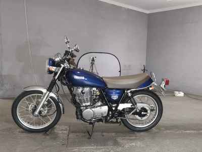 Yamaha SR400 2021