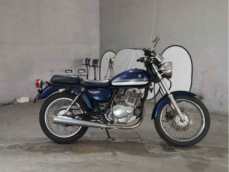 Suzuki ST250E