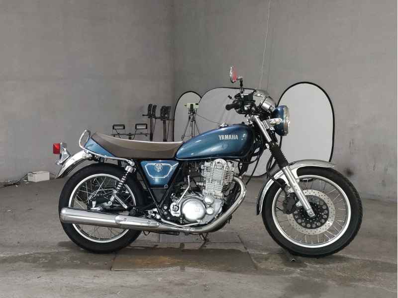 Yamaha SR400 2019