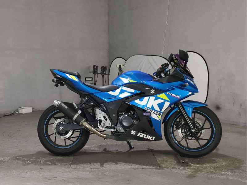 Suzuki GSX250R