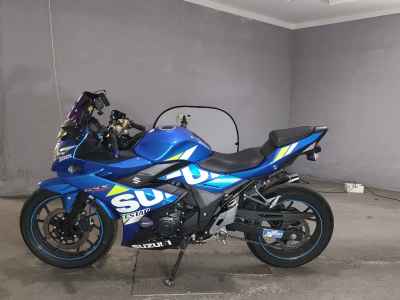 Suzuki GSX250R