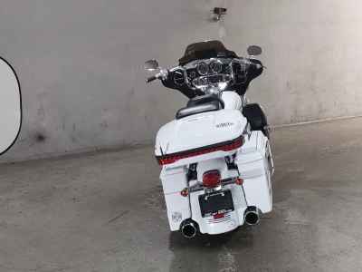 Harley-Davidson Electra Glide FLHTCU1690 2011