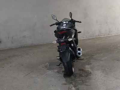Suzuki Gixxer 250SF