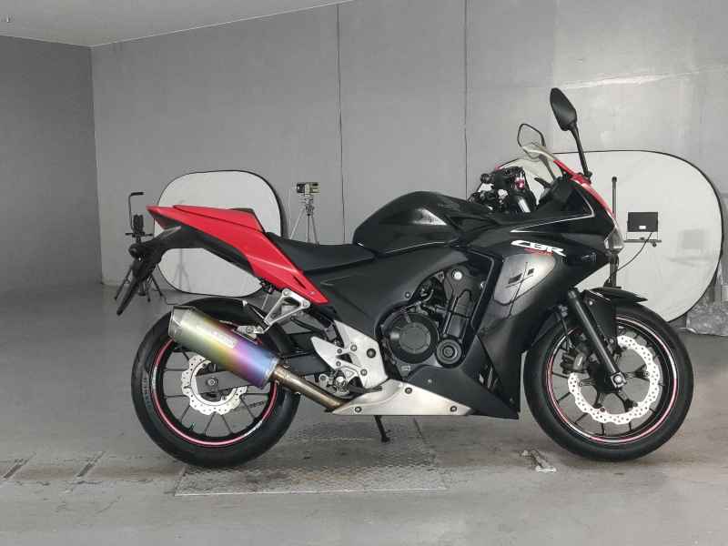 Honda CBR400R 2013