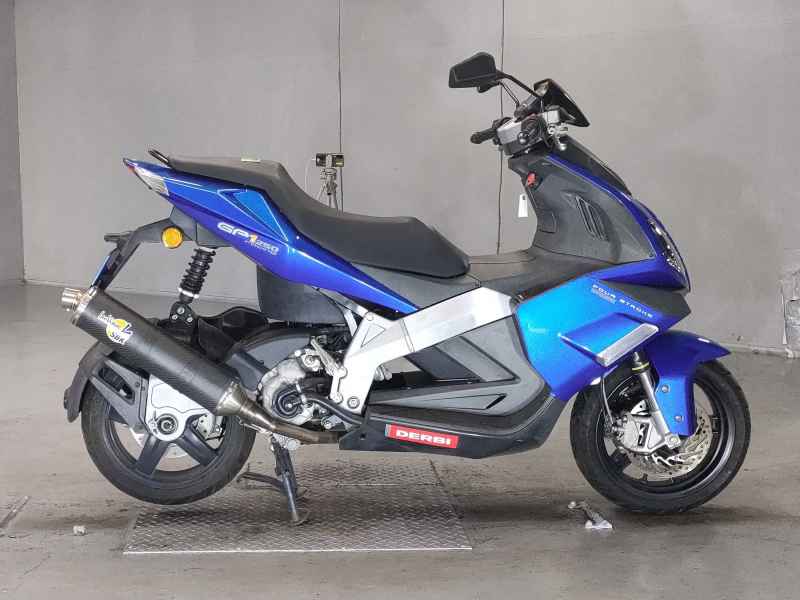 Derbi GP1 250 2006