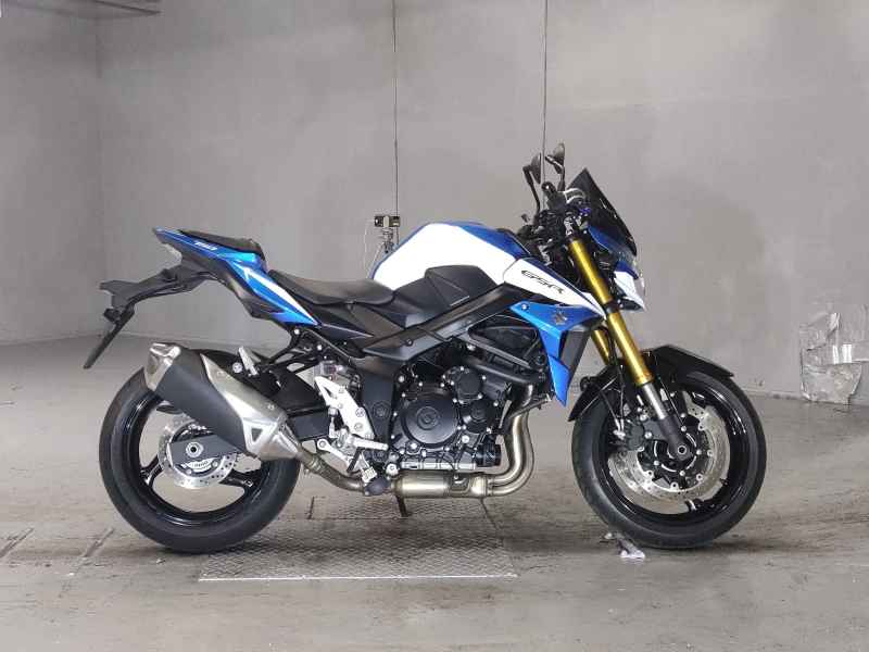 Suzuki GSR750 2016