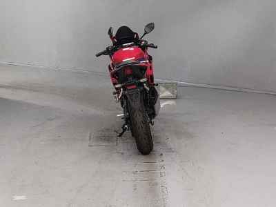 Honda CBR400R 2024