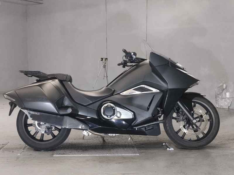 Honda NM4 Vultus 2014