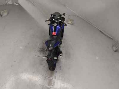 Yamaha YZF-R25 2018