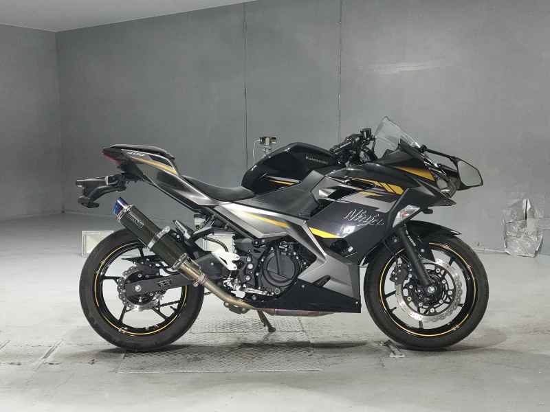 Kawasaki Ninja 400 2022