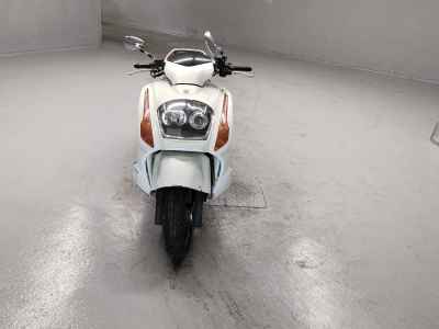 Suzuki Gemma 250