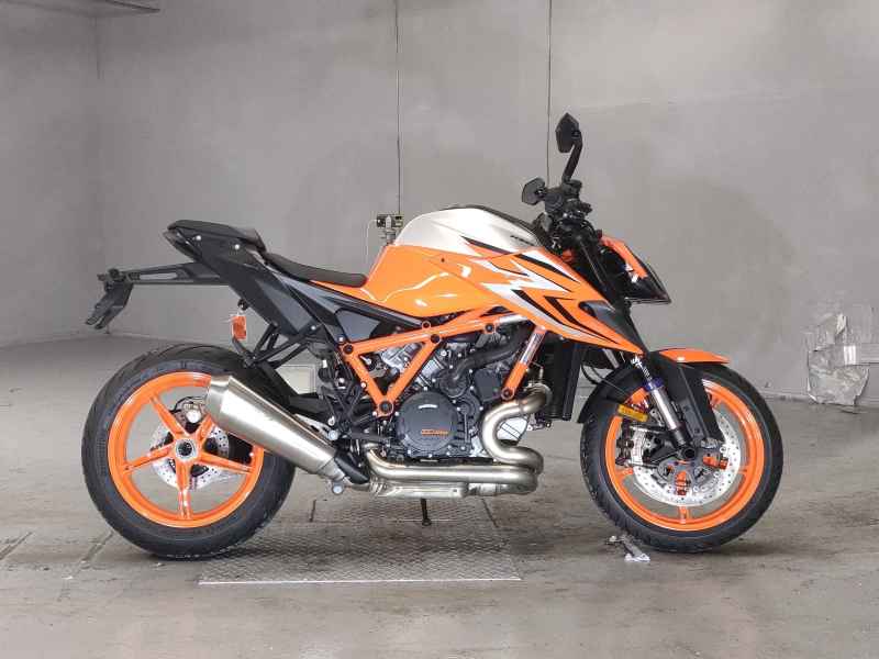 KTM 1290 Super Duke R 2023