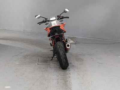 KTM 1290 Super Duke R 2023