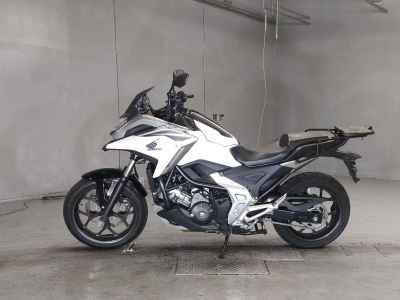 Honda NC750X 2022