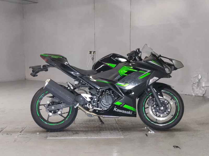 Kawasaki Ninja 400