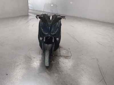 Yamaha XMAX 250