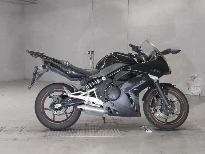 Kawasaki Ninja 400R 2011