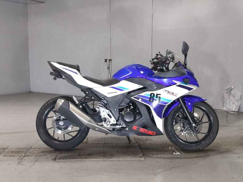 Suzuki GSX250R
