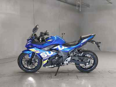 Suzuki GSX250R