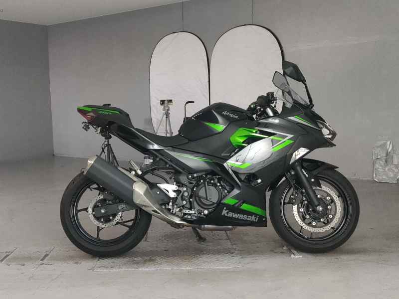 Kawasaki Ninja 400 2023