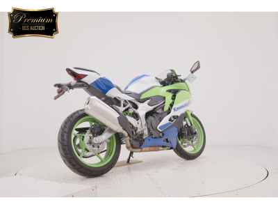 Kawasaki Ninja ZX-4RR 2024