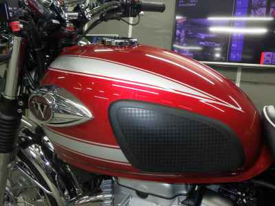 Kawasaki W800 2022