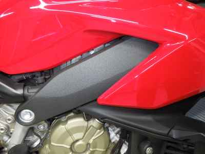 Ducati Streetfighter V4S 2022