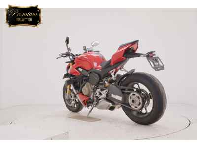 Ducati Streetfighter V4S 2022
