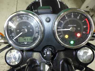 Kawasaki W800 2025