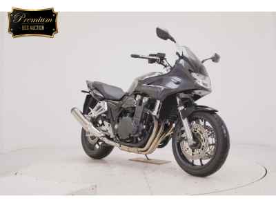 Honda CB1300 Super Boldor 2025