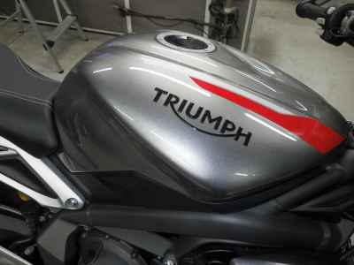 Triumph Street Triple RS 2021