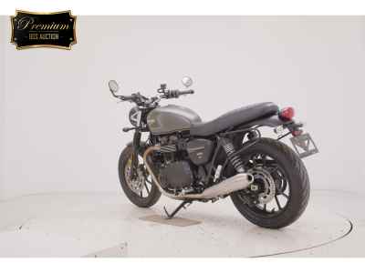Triumph Street Twin 2022