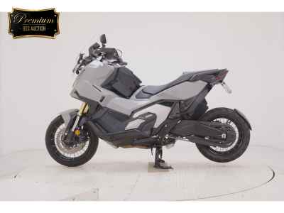 Honda X-Adv 750 2024