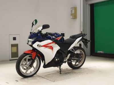 Honda CBR250R 2011